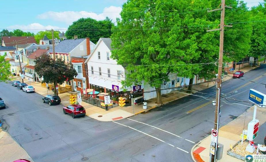 Property Photo #0